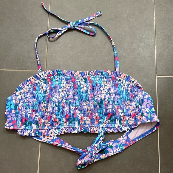 Cupshe Bikini top size small - Picture 1 of 3